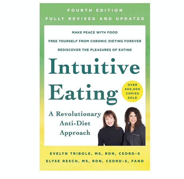 Is it possible to do intuitive eating and strength training at the same time?